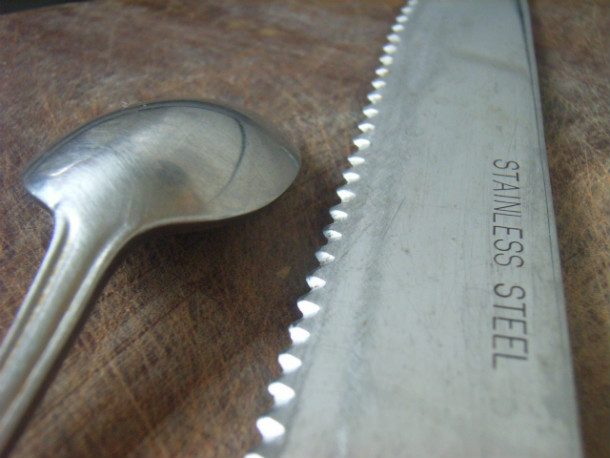 Kitchen_Knife_03_Stainless_steel_Cutting_edge