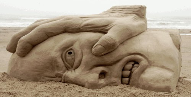 25 incredible sand sculptures that will make you do a double take