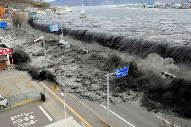 Tsunami Wave - Japan (2011)