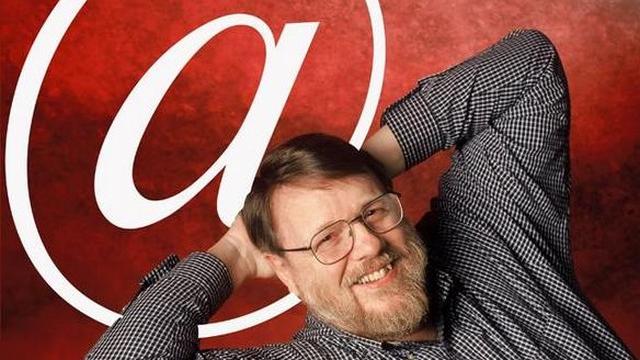 21 ray-tomlinson-first-email-at-sign_large1_tn