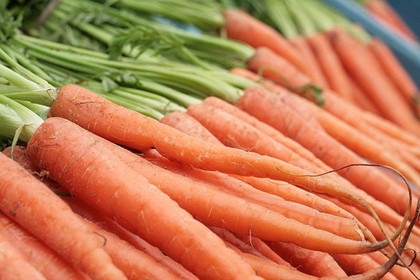 Carrots improve your vision