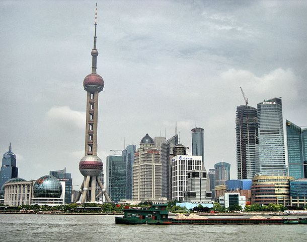 International_Pearl_Tower_-From_The_Bund-Shanghai_-China_-_panoramio