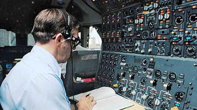 Professional Aircraft Pilots and Flight Engineers