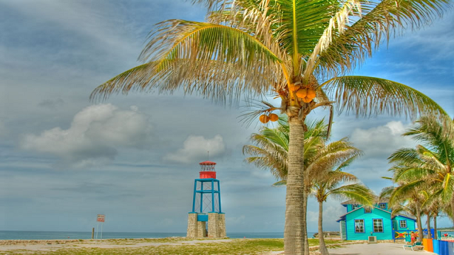 coco cay lighthouse - cococay bahamas