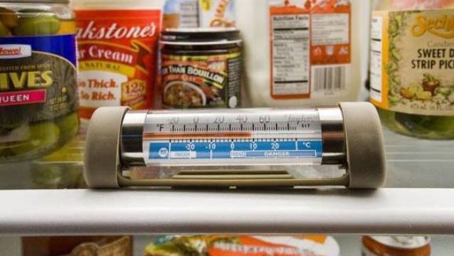 Be mindful of the temperature levels of your refrigerator and freezer