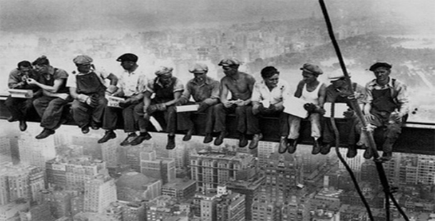 25 Awesome Pictures Of The Empire State Building Under Construction