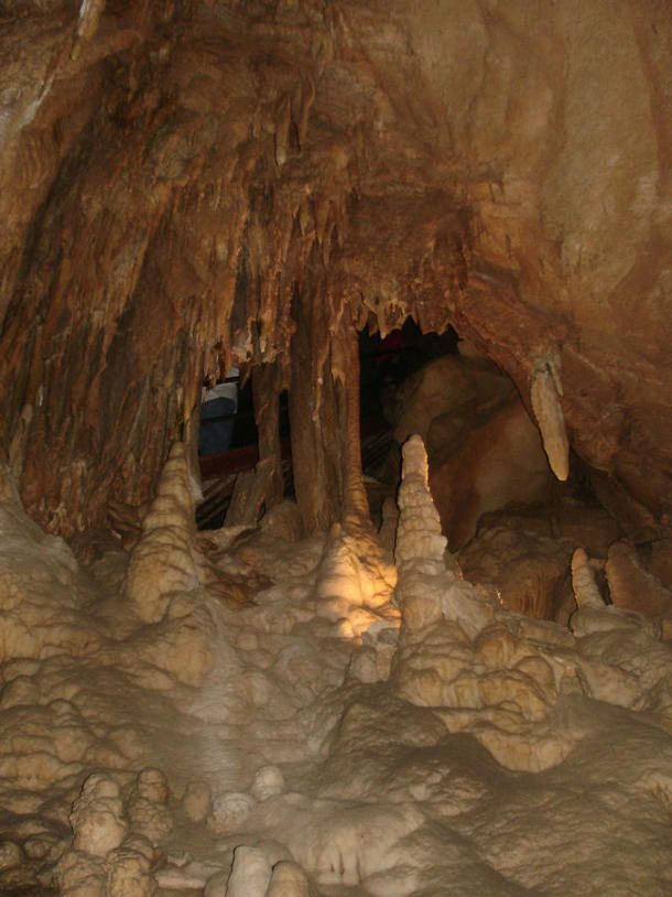 mammoth cavern