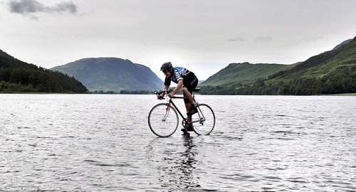 3 cycling on the lake_tn
