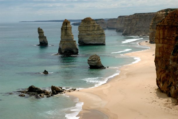 12-apostles-on-the-great-ocean-road-victoria-australia