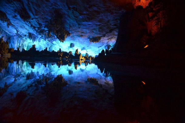 1280px-Reed_flute_cave