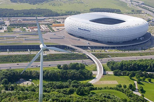 Allianz-Arena-–-Munich-Germany_tn