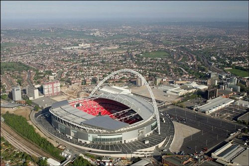 Wembley-Stadium-–-Borough-of-Brent-London-England_tn