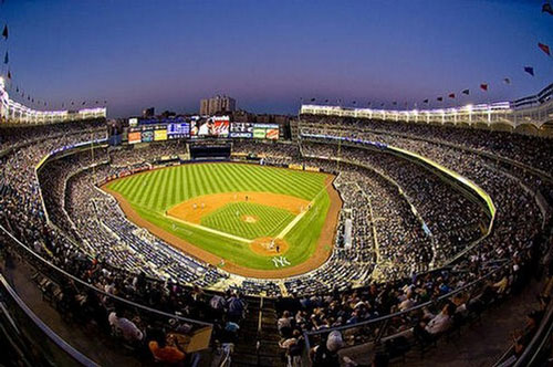 Yankee-Stadium-The-Bronx-New-York-City-USA_tn