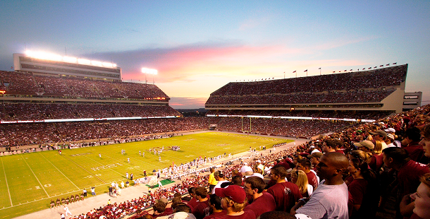 25 loudest college football stadiums