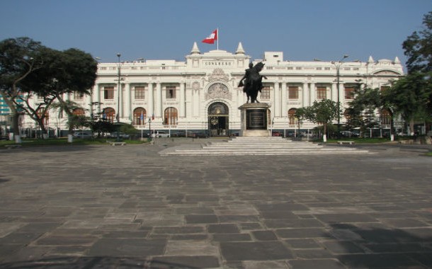 Peruvian general election (2000)