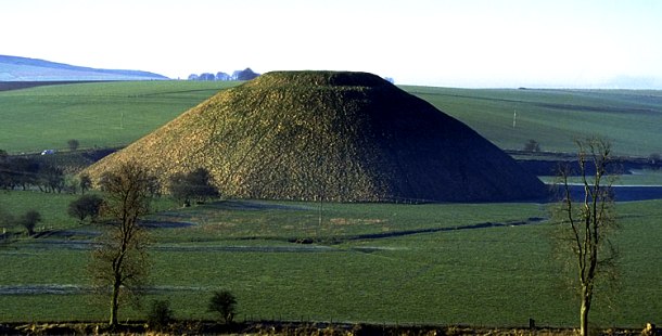 Silbury Hill in Wiltshire, 2490 – 2340 BC