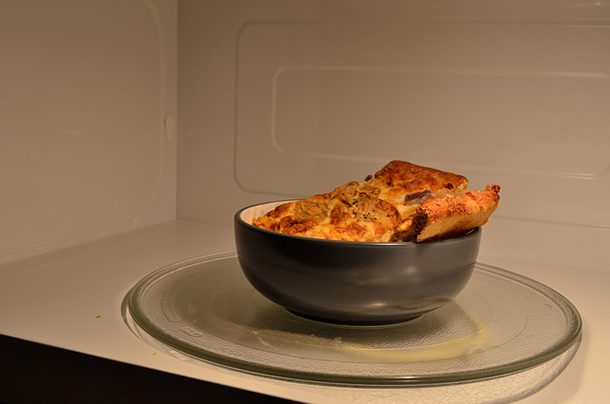 pizza in microwave