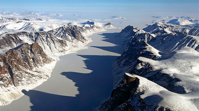 http://commons.wikimedia.org/wiki/File:IceBridge_Flight_Over_Baffin_Island.jpg