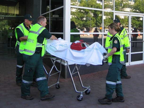 en.wikipedia.org ACTAS_Paramedics-photo