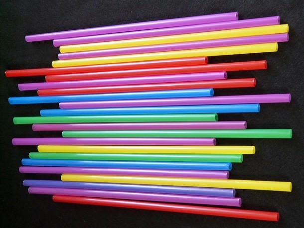 straws-7999_640