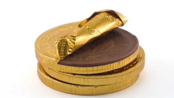 www.confectionerynews.com Carmit-Candy-bets-big-on-vitamin-and-beauty-chocolate-coins_strict_xxl