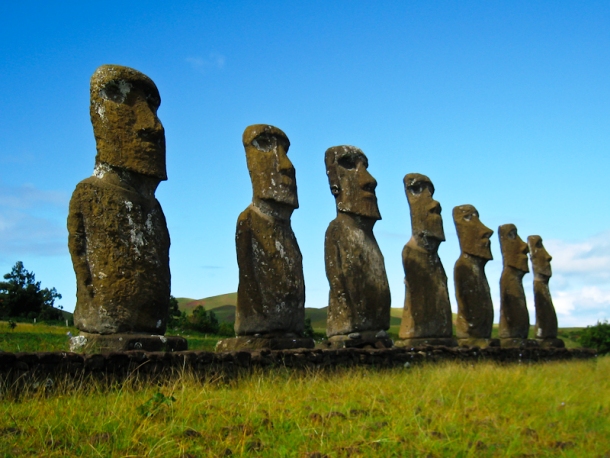 www.arcticnomad.com easter-island-the-moais-at-ahu-akivi-these-are-special-as-they-actually-look-at-the-sea