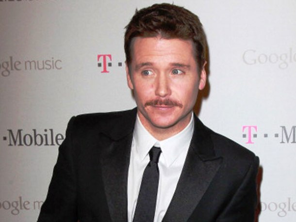 steeshes.com kevin-connolly-mustache