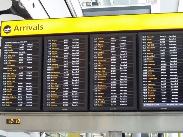 Arrivals_board,_Heathrow_T5,_April_16_2010