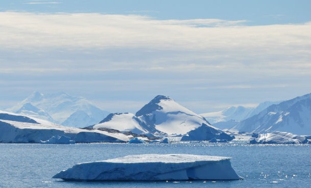 ice ring in Antarctica