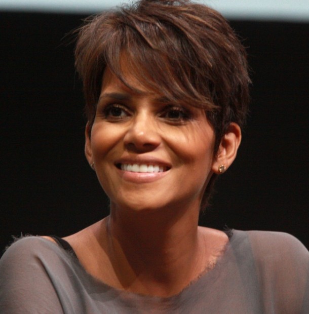 Halle_Berry_by_Gage_Skidmore