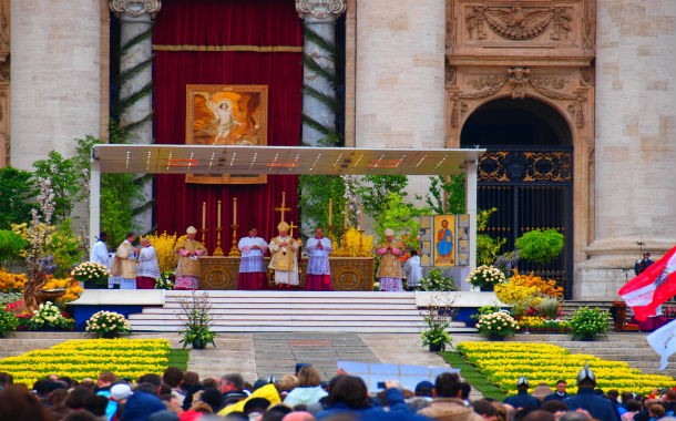 Easter Mass in Vatican