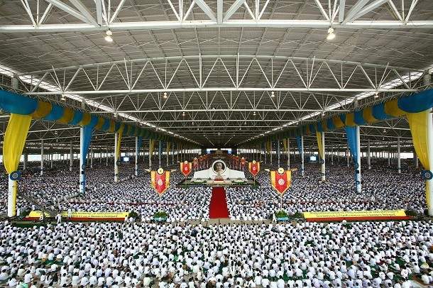 buddhists massive meeting