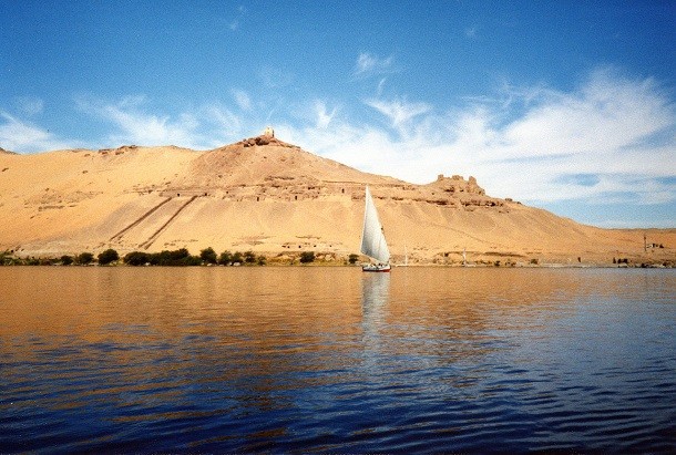 River-Nile-near-Aswan