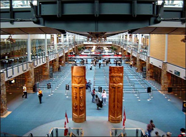 11 Vancouver_Airport