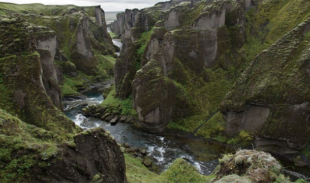 Fjaðrárgljúfur Canyon (Iceland)