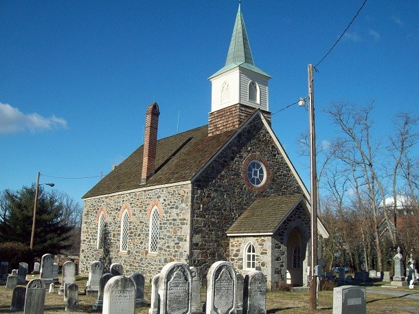 Old_Salem_Church_and_Cemetery