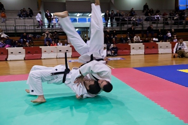 Ura-nage_Judo_throw