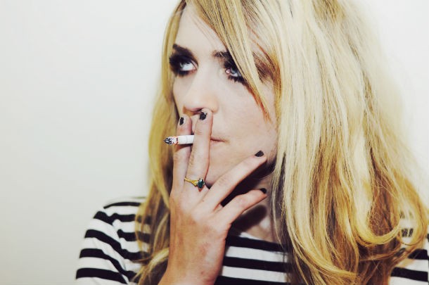 Smoking_woman_Kelsey