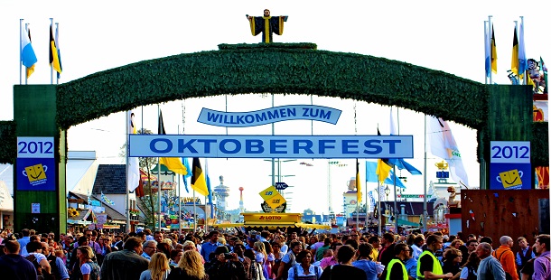 Welcome to oktoberfest sign 2012