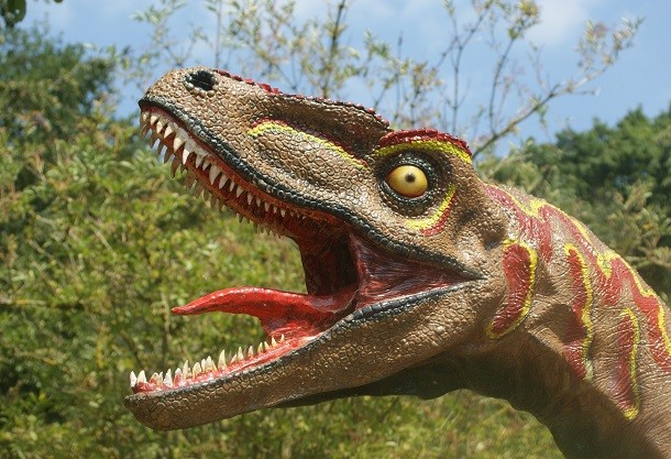 velociraptor scream