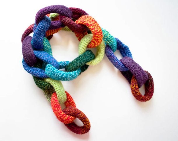 Rainbow chain scarf