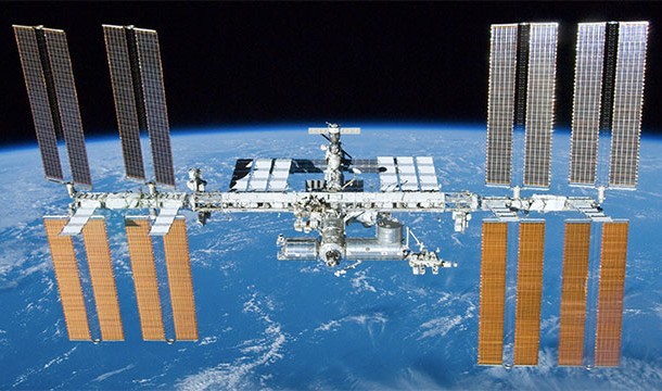 NASA keeps Armageddon, Apollo 13, and Around The World In 80 Days aboard the International Space Station