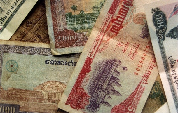 Cambodian_Riel notes