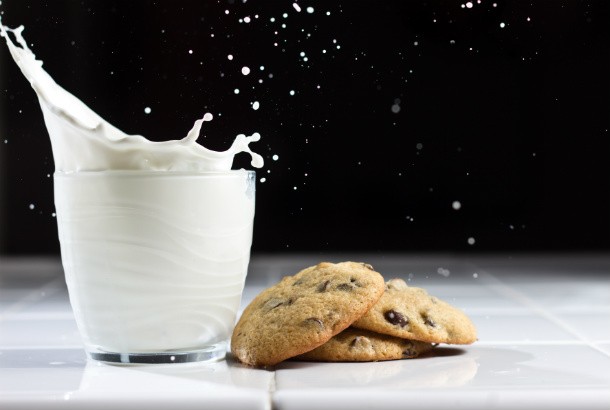 cookies_and_milk