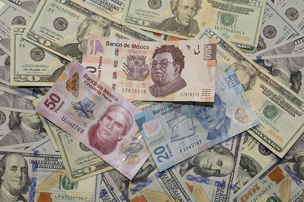 mexican pesos and us dollars