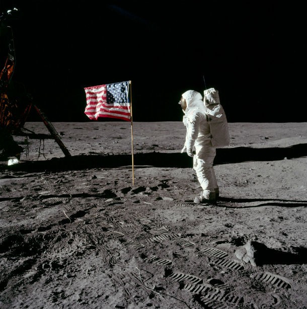 Space Walk on the moon