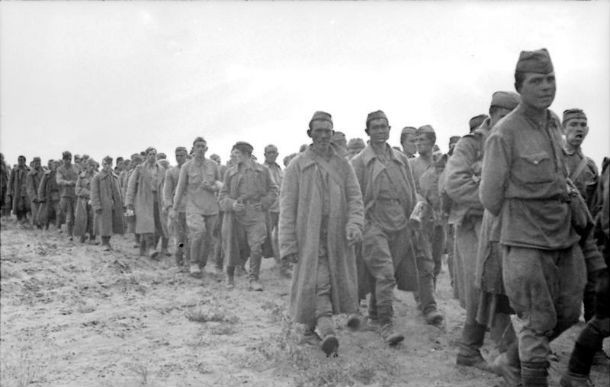 Soviet prisoners during WW2