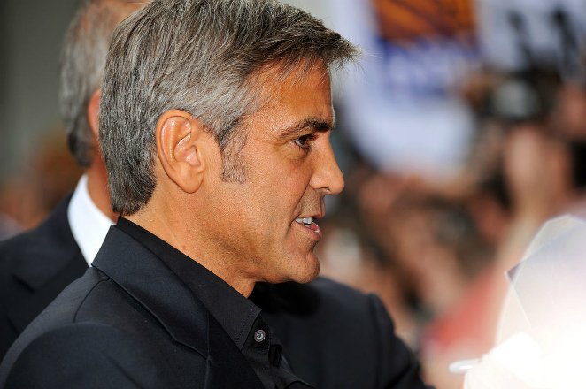 George_Clooney_The_Men_Who_Stare_at_Goats_TIFF09