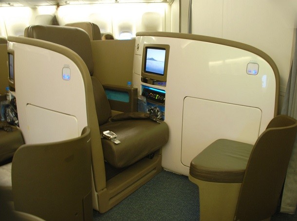 Air_New_Zealand_Business_Premier_777_seat