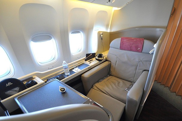 JAL_First_Class_Suite_777-300ER